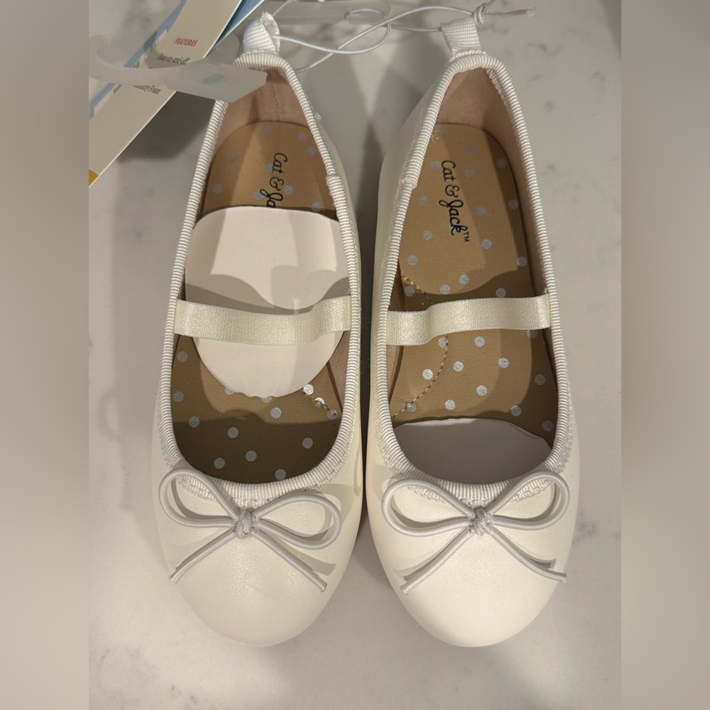 NWT Cat & Jack Ballet Flats with Bow